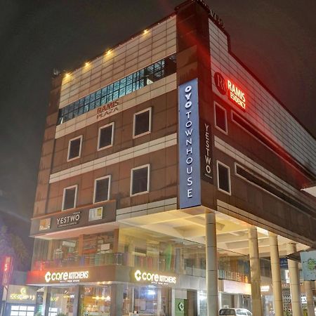 Oyo Townhouse 1070 Ramis Plaza Hotel Taliparamba Exterior photo