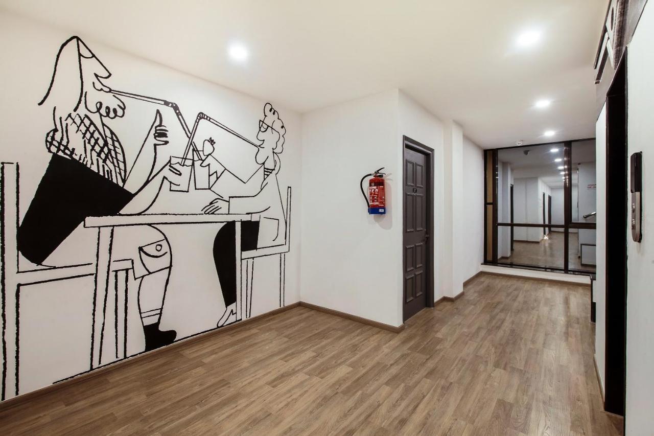 Oyo Townhouse 1070 Ramis Plaza Hotel Taliparamba Exterior photo